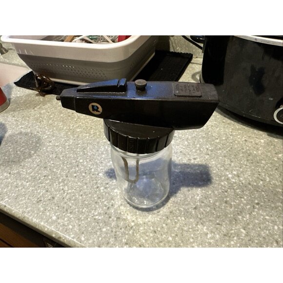 Rainbow Vacuum Cleaner attachment R-2522 Cleaner Sprayer w/ Glass Jar Vintage - Picture 4 of 9
